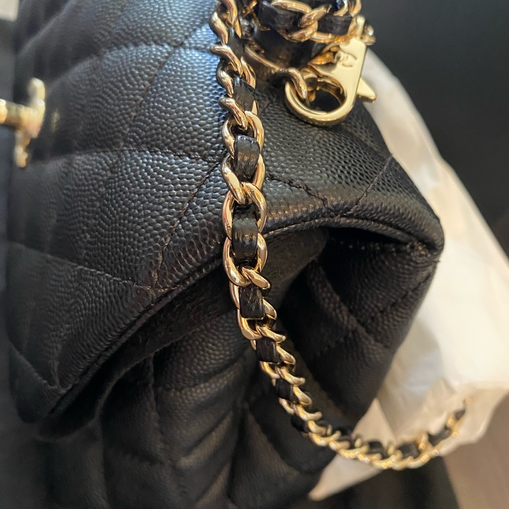 Sold out ✖️✖️Chanel small coco handle bag in champagne gold with caviar leather - Picture 3 of 9